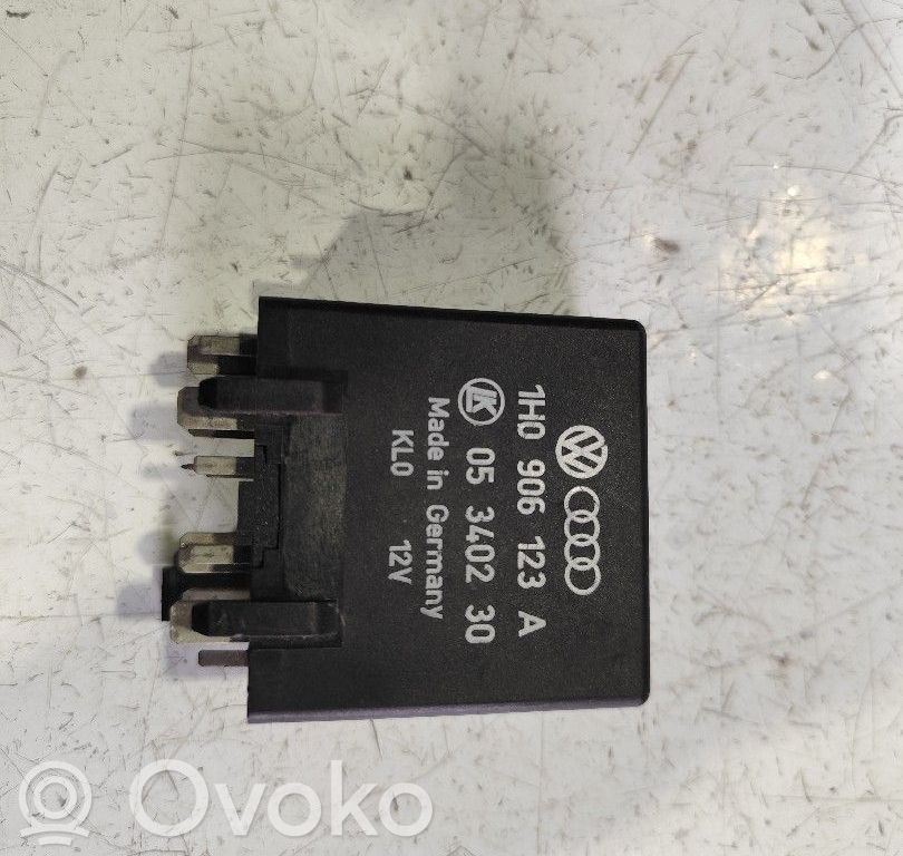 Mukavuusmoduuli   1H0906123A,05340230
