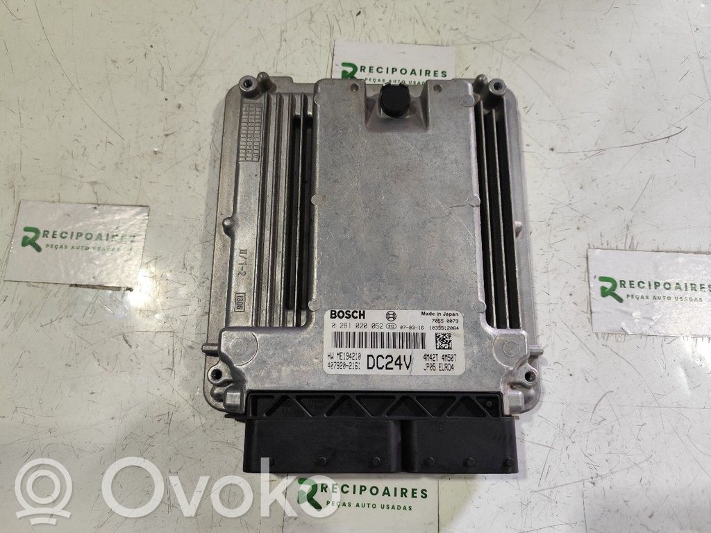Sterownik / Moduł ECU   ME194210,0281020052,4079202161
