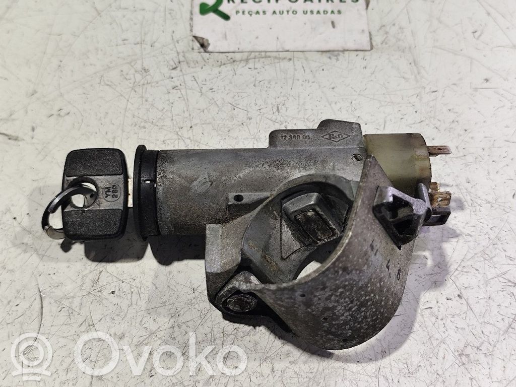 Opel Corsa A Moottorin start-stop-painike/kytkin 
