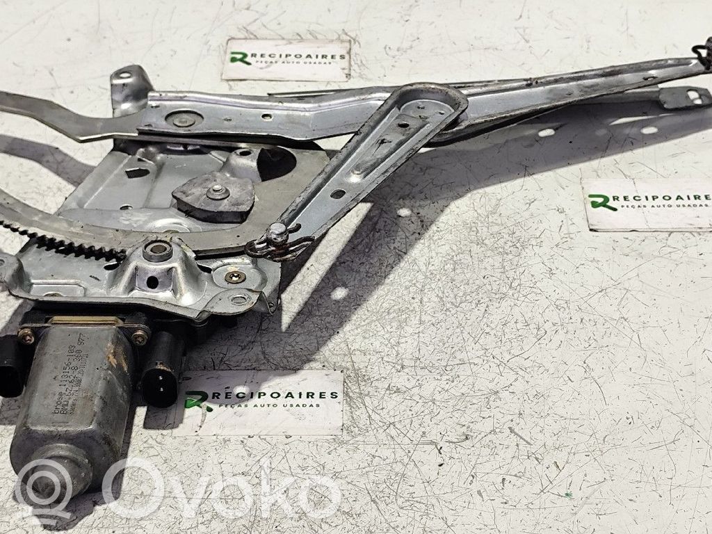 BMW 3 E36 Macara geam față fără motor 