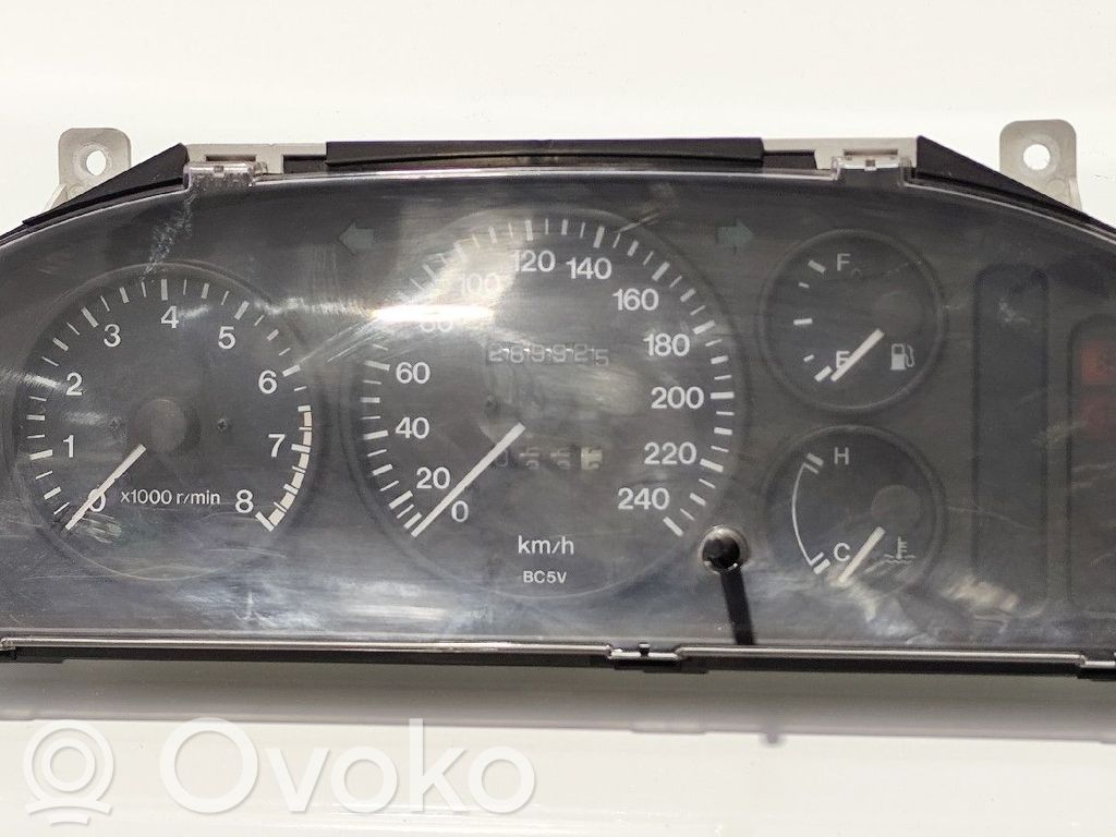 Mazda 323 Speedometer (instrument cluster) 
