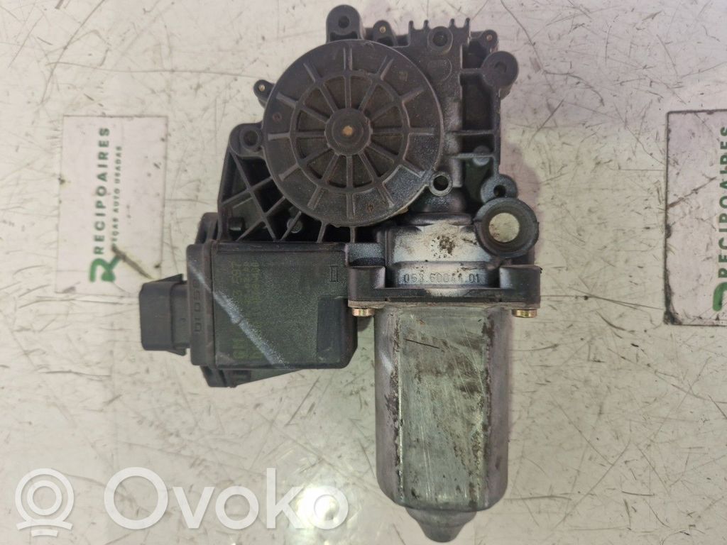 Opel Vectra B Motor macara geam ușă față 