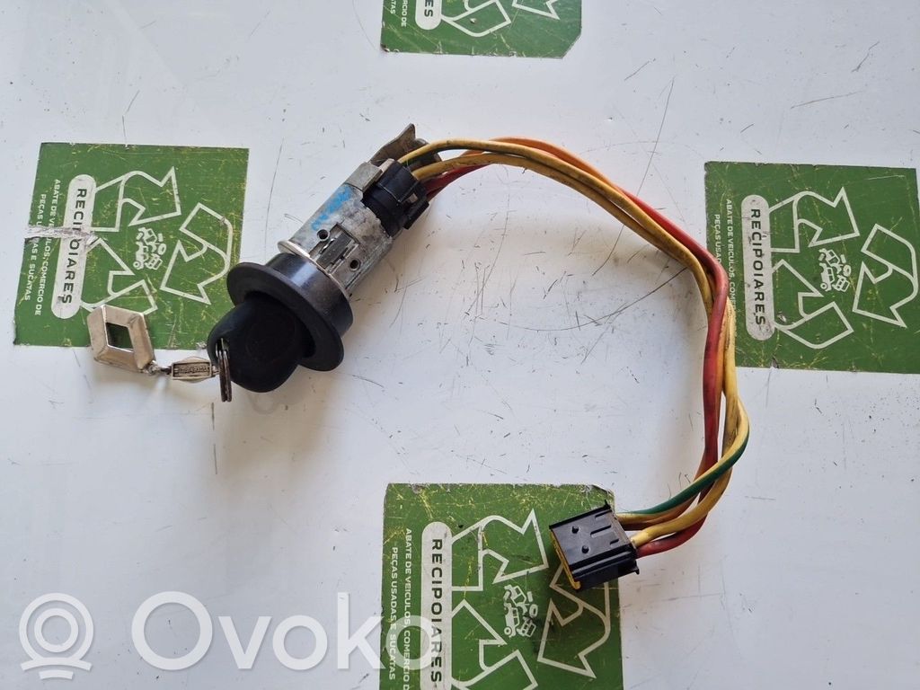 Engine start stop button switch
