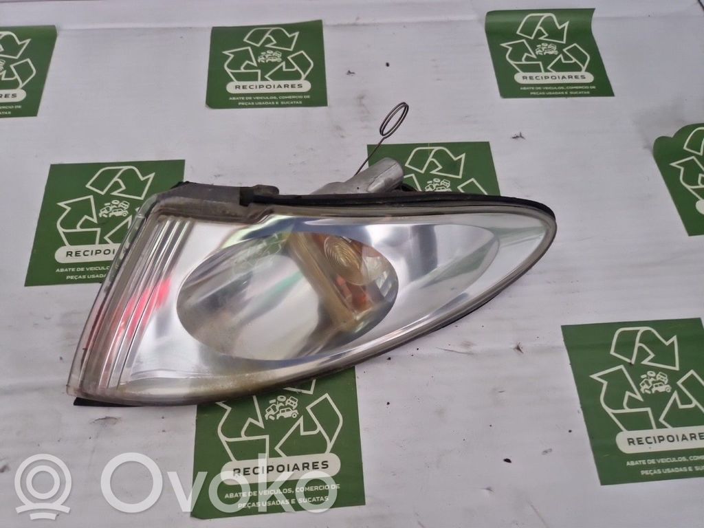Renault Espace III Front bumper turn signal 