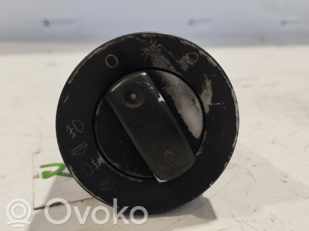 Audi A4 S4 B6 8E 8H Wiper turn signal indicator stalk/switch 