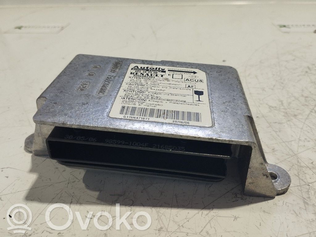 Renault Megane II Airbag control unit/module 
