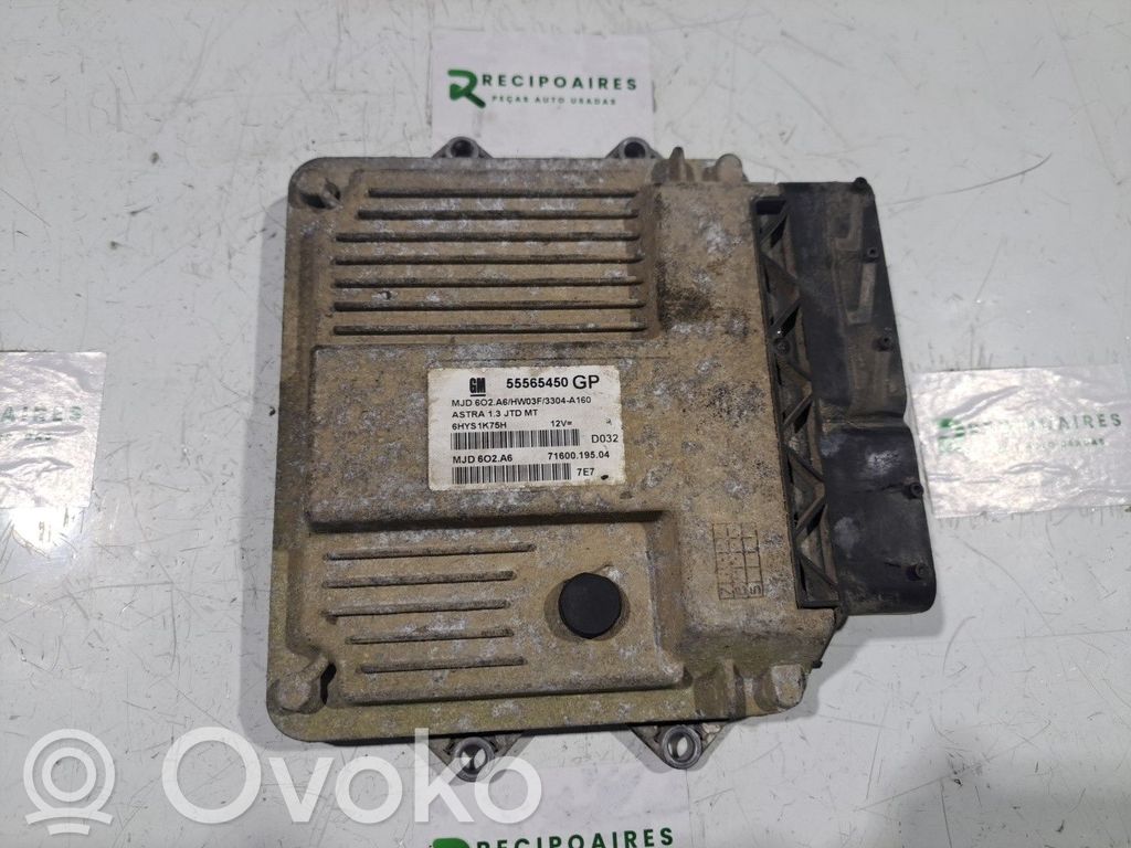 Opel Astra H Engine control unit/module 