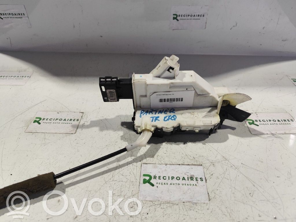 Peugeot Partner Rear door lock 