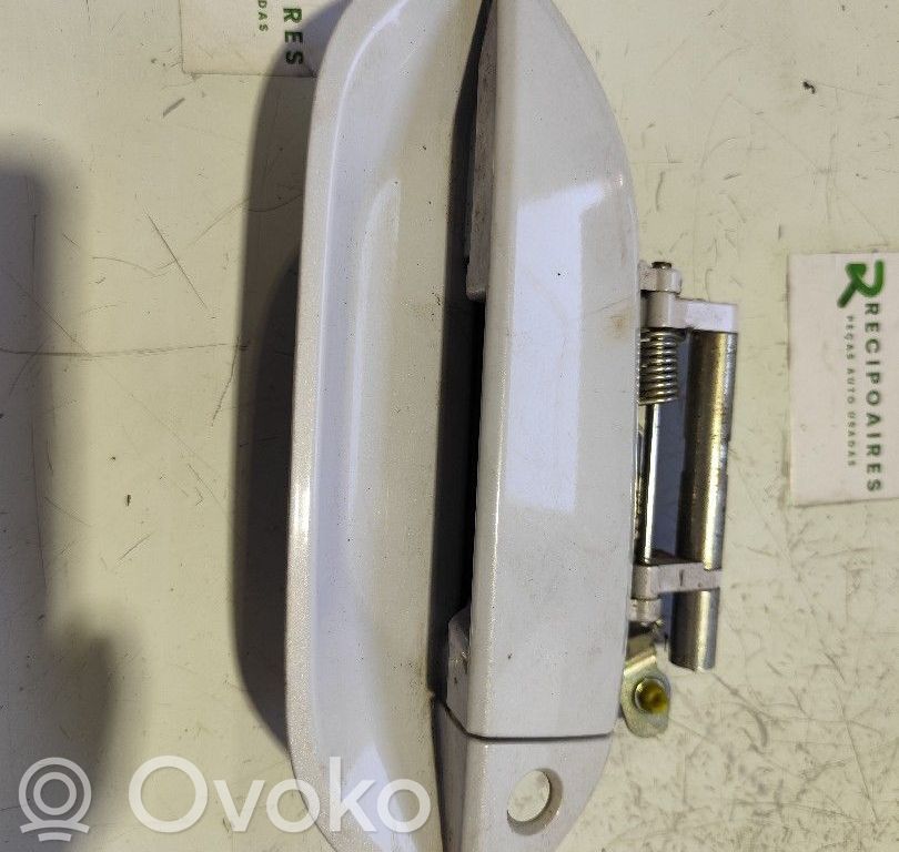 Manecilla externa puerta delantera   TM8FRL