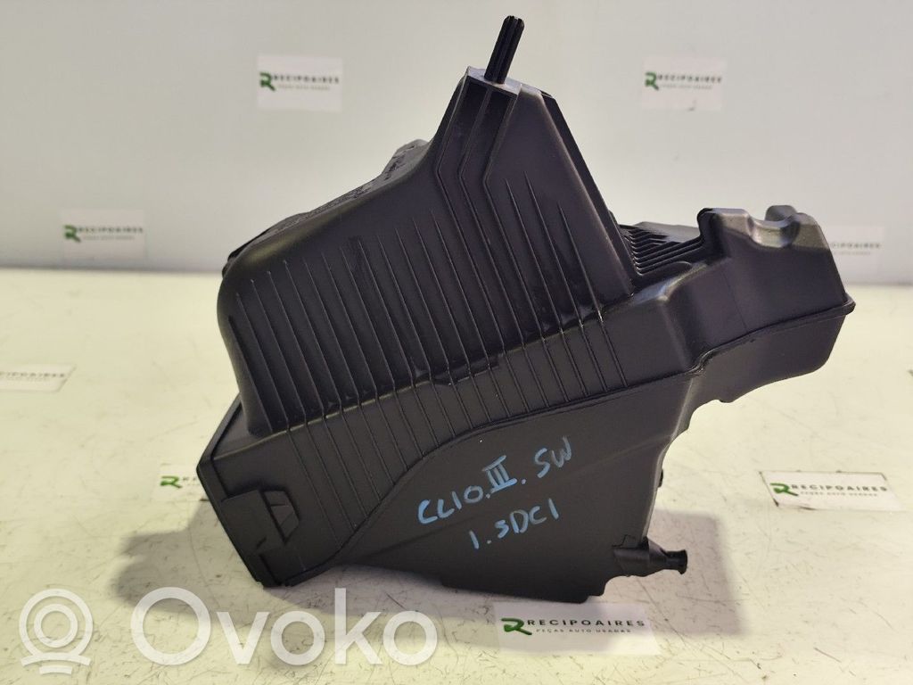 Renault Clio III Air filter box 