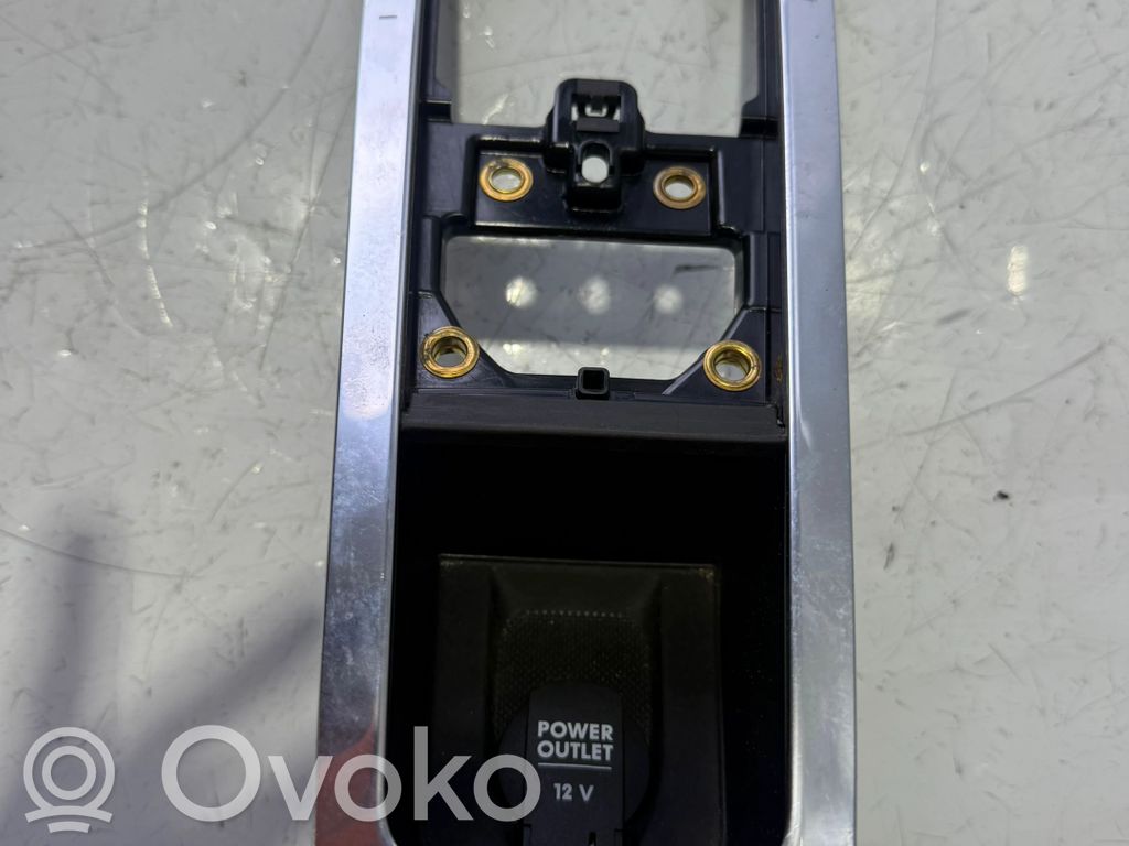 Muotolista   95B863419,105156672C,95B863419