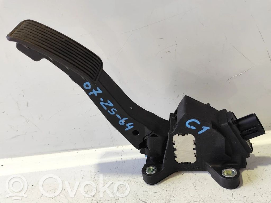 Akceleratoriaus pedalas   781100H031