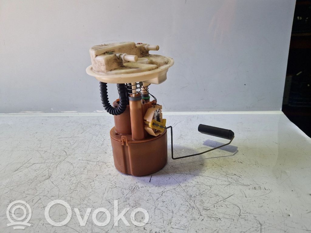 Bomba interna de combustible   09740659902