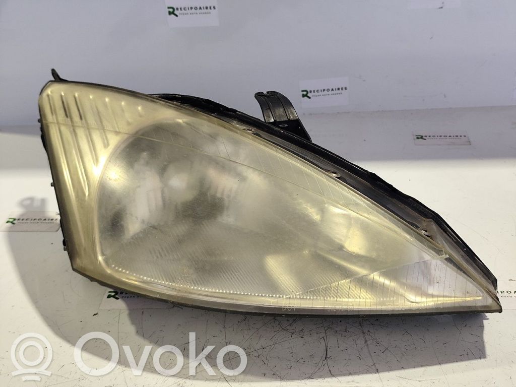Ford Focus Scheinwerfer 