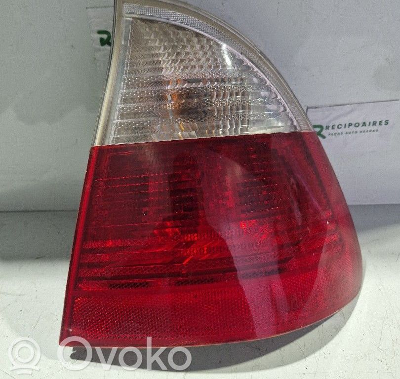 BMW 3 E46 Galinis žibintas kėbule 
