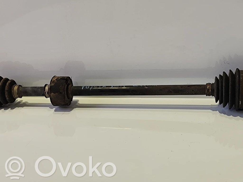 Toyota Yaris Eje de transmisión delantero 