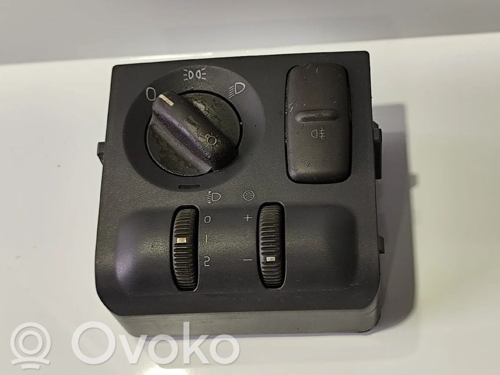 Volvo S40, V40 Light switch 