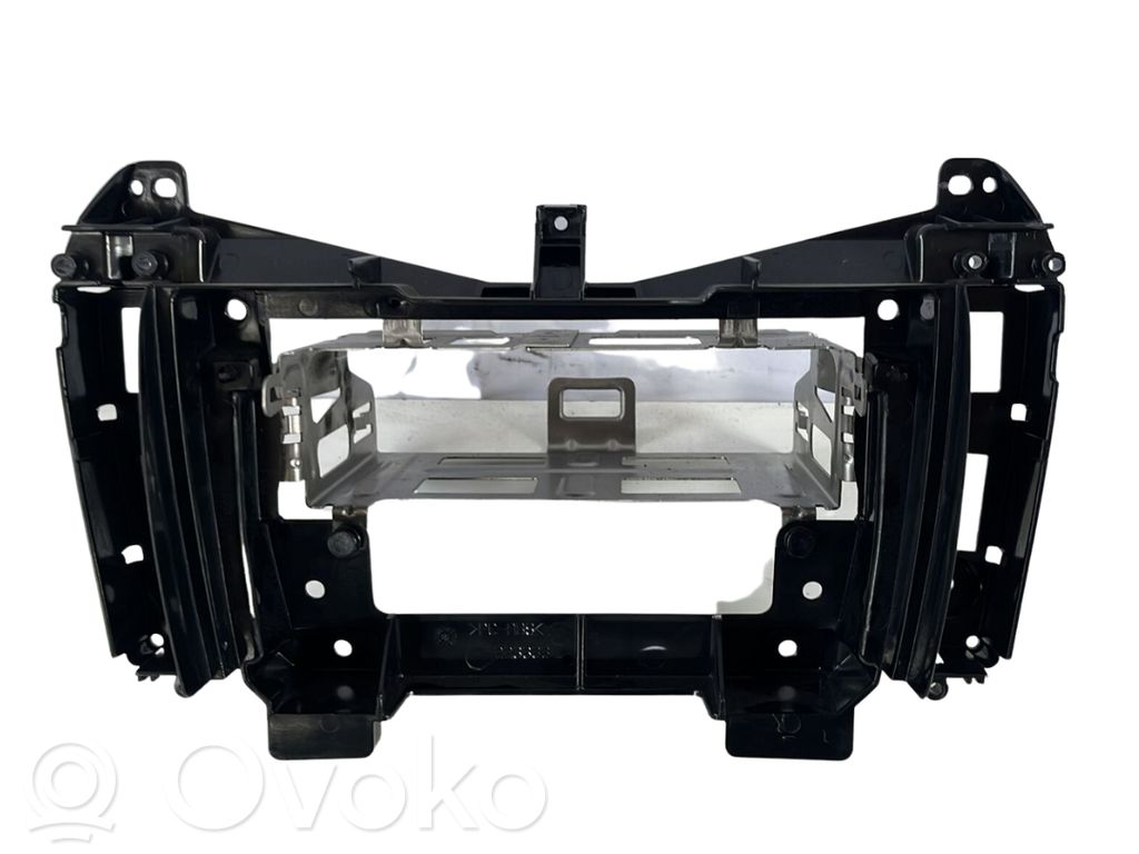 Lancia Delta III Radio/GPS head unit trim 