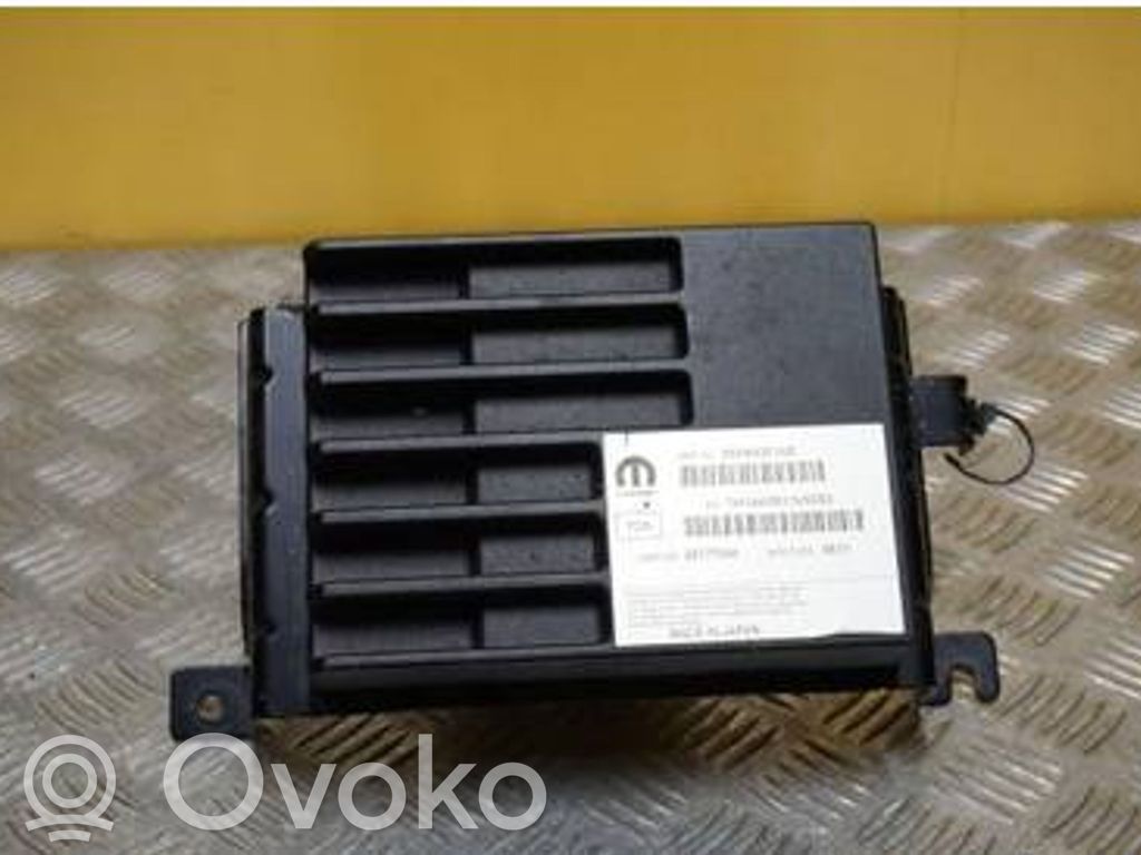 Dodge RAM Garso stiprintuvas 