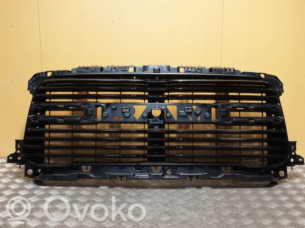 Dodge RAM 2500 DR Priekšējais režģis 