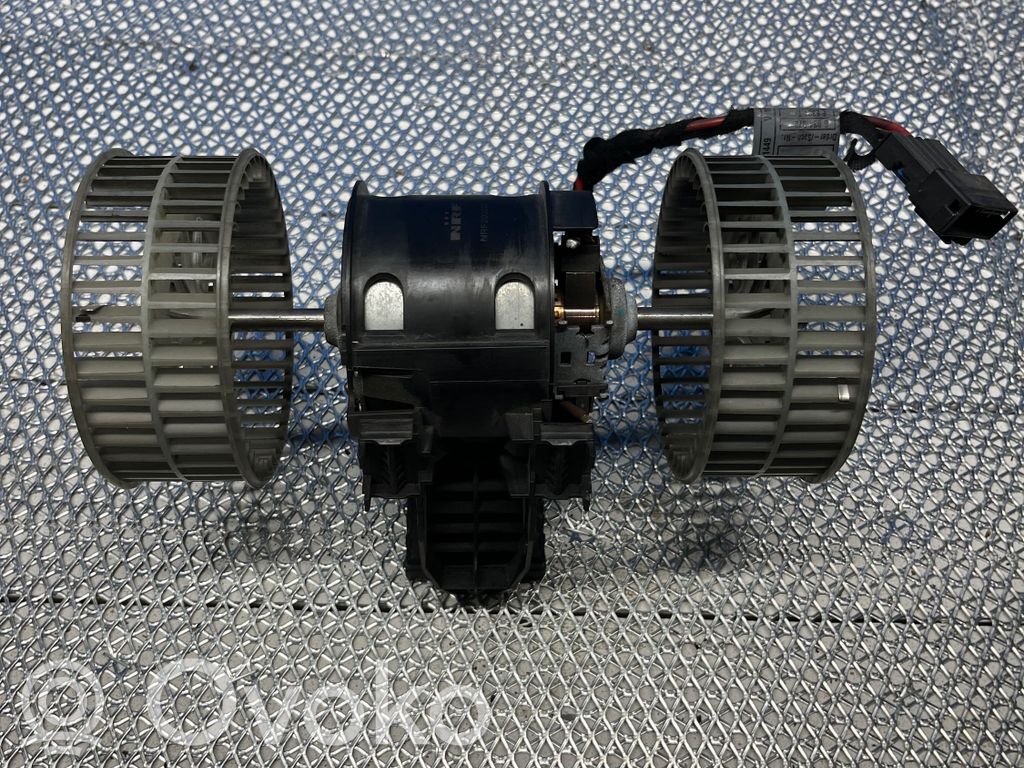 Mazā radiatora ventilators   E1389002,04042007