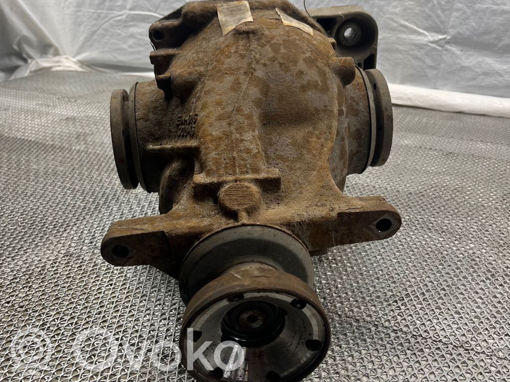 BMW 5 E60 E61 Galinis reduktorius 