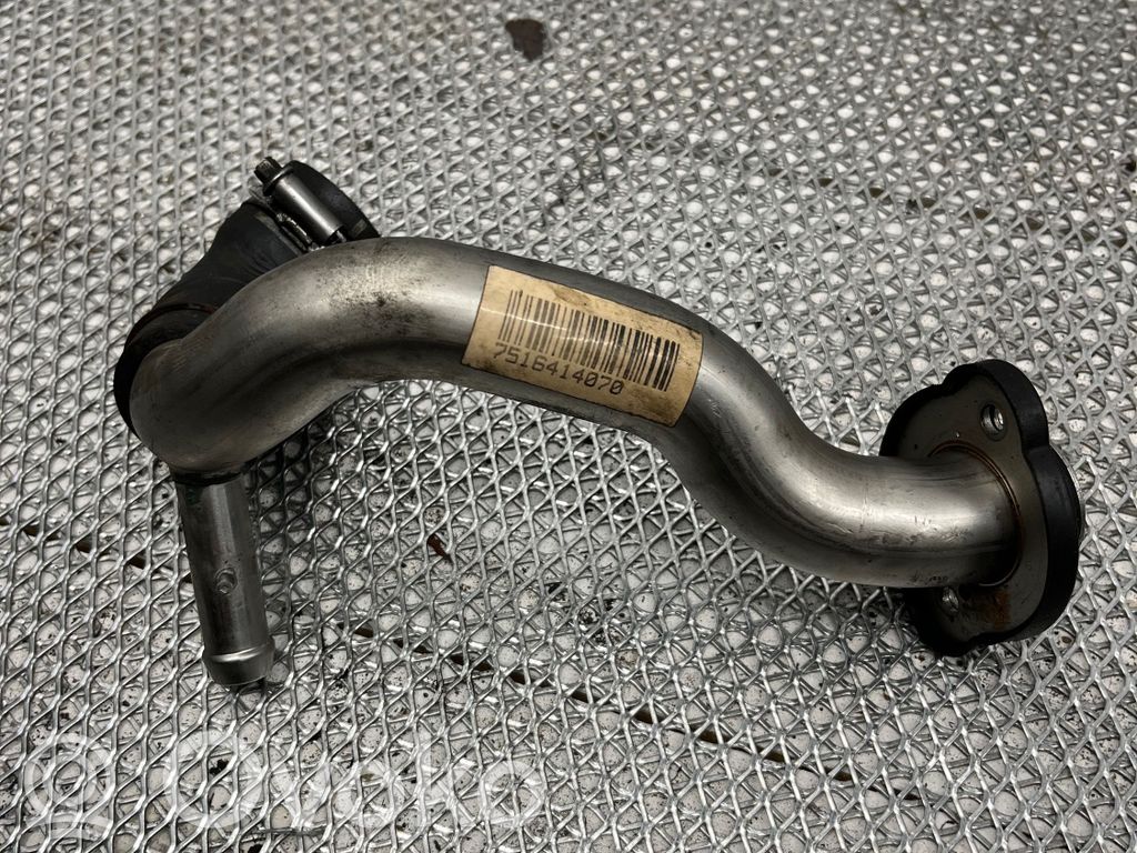 BMW 5 E60 E61 Engine coolant pipe/hose 