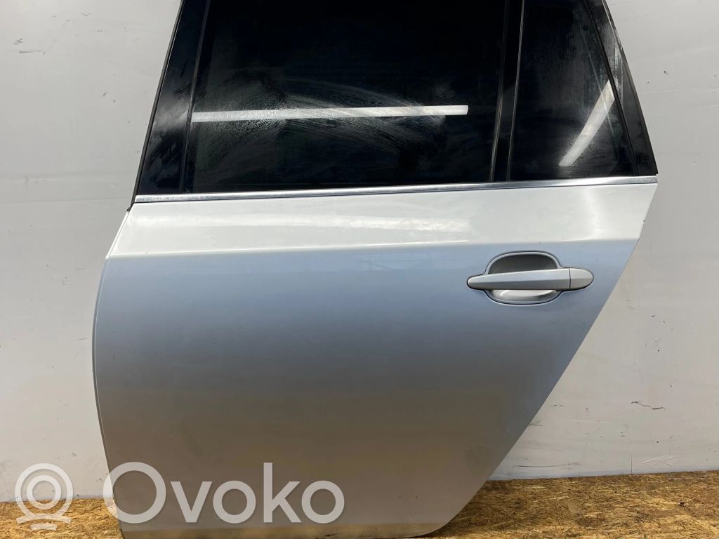 Rear door