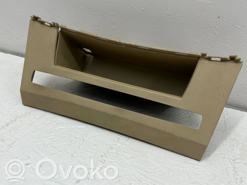 BMW 5 E60 E61 Paneļa apdare 