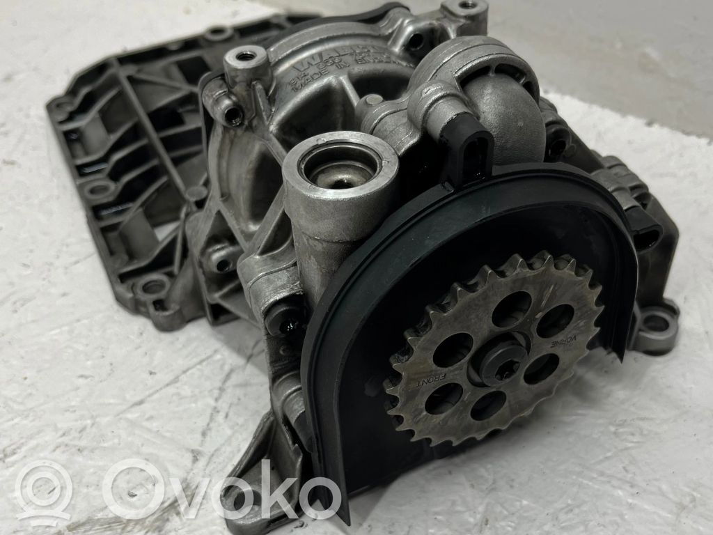 BMW 3 E90 E91 Oil pump 