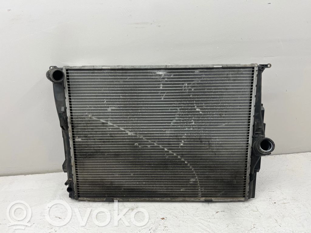 BMW 1 E81 E87 Aušinimo skysčio radiatorius 