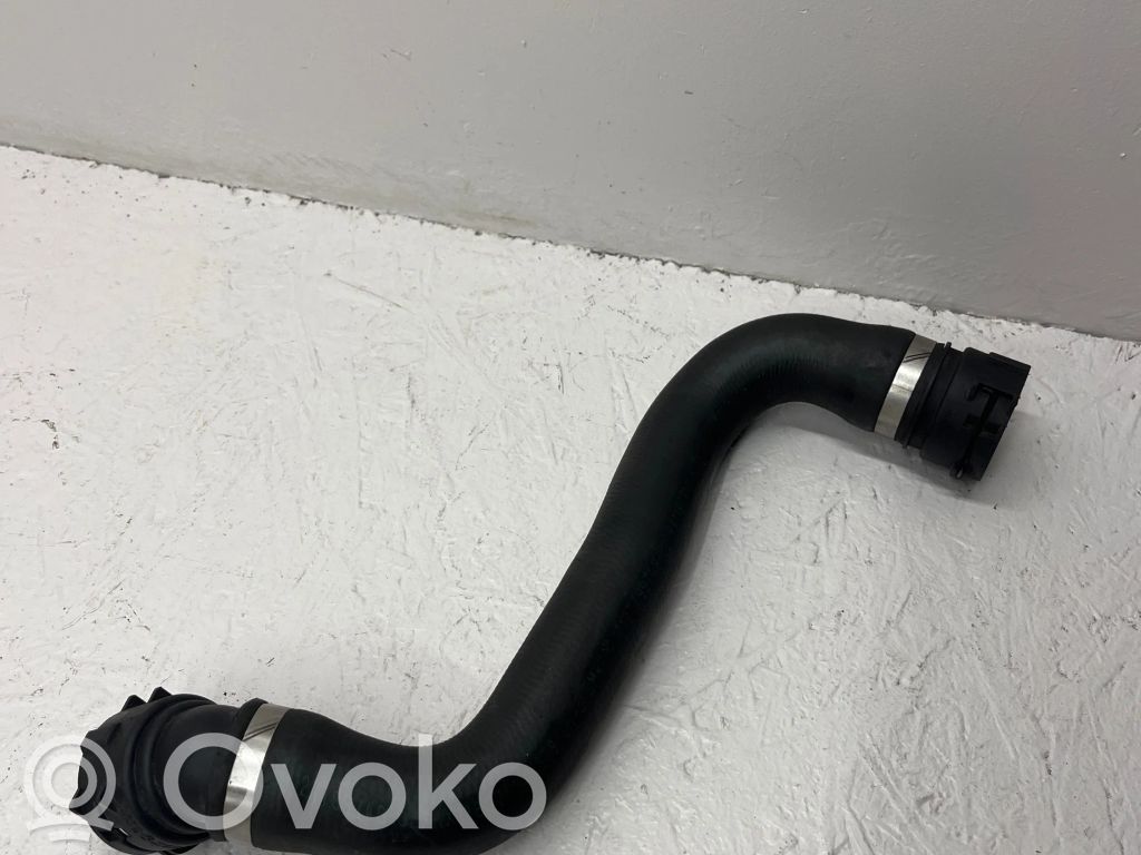 BMW 5 E60 E61 Engine coolant pipe/hose 