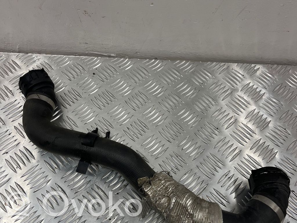 BMW 3 E90 E91 Engine coolant pipe/hose 