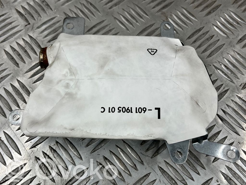 Airbag de la puerta delantera   7034057,7ZZ88LT6
