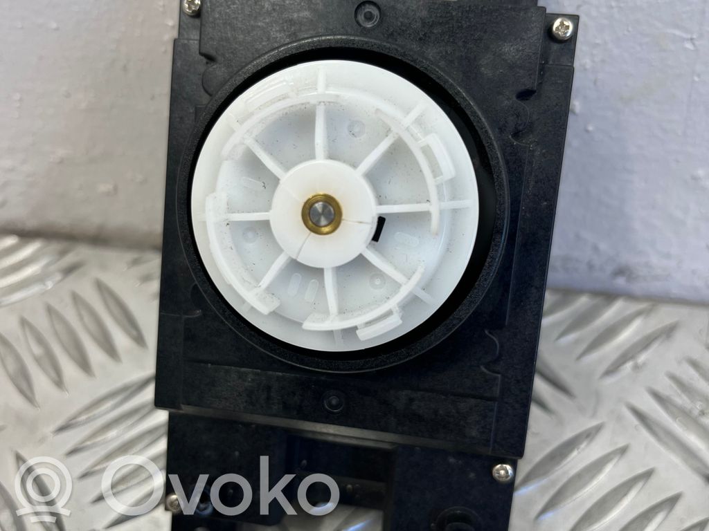 Panel radia   6944884