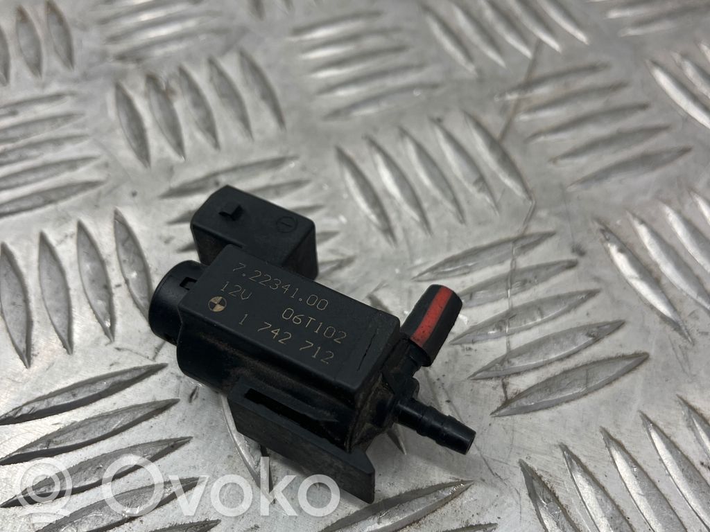 Solenoīda vārsts   72234100,06T102,1742712