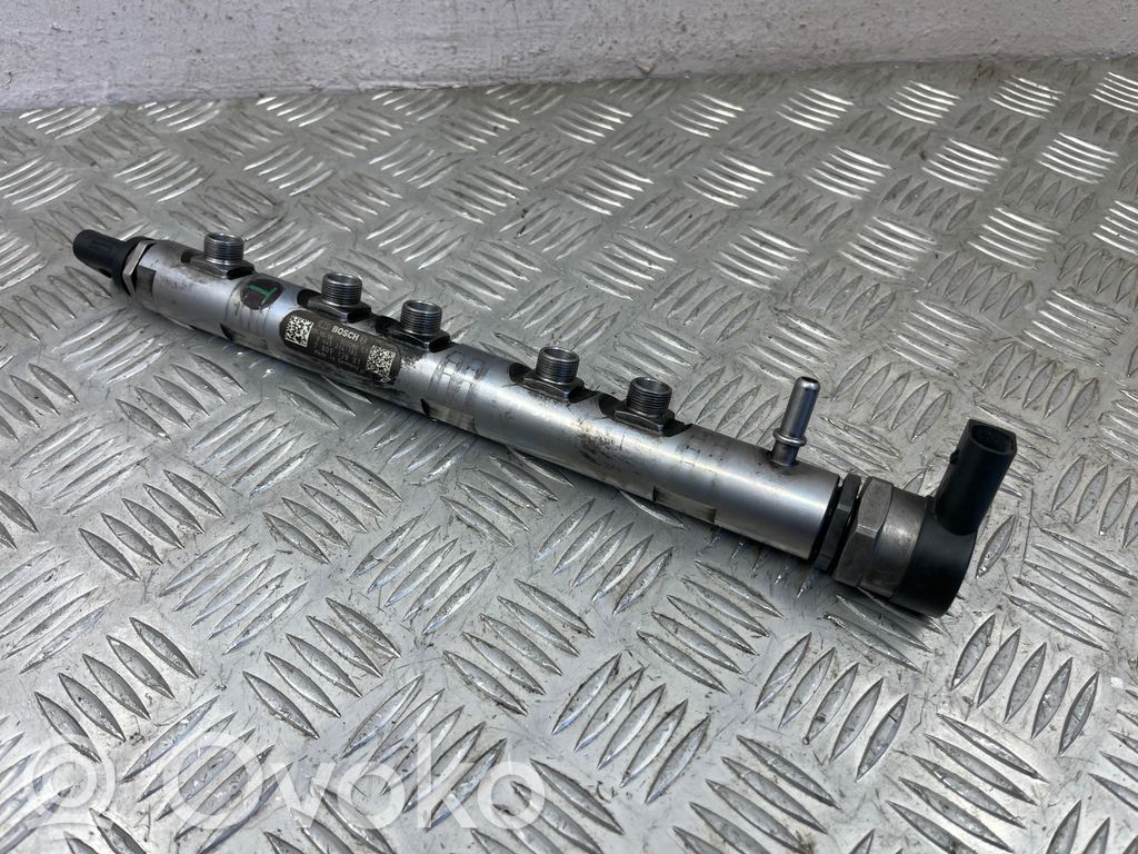 BMW 3 E90 E91 Fuel main line pipe 