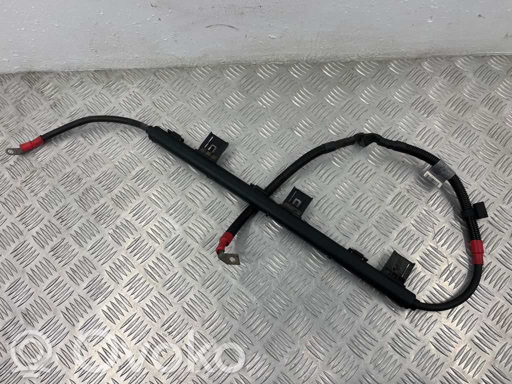 BMW 3 E90 E91 Positive cable (battery) 