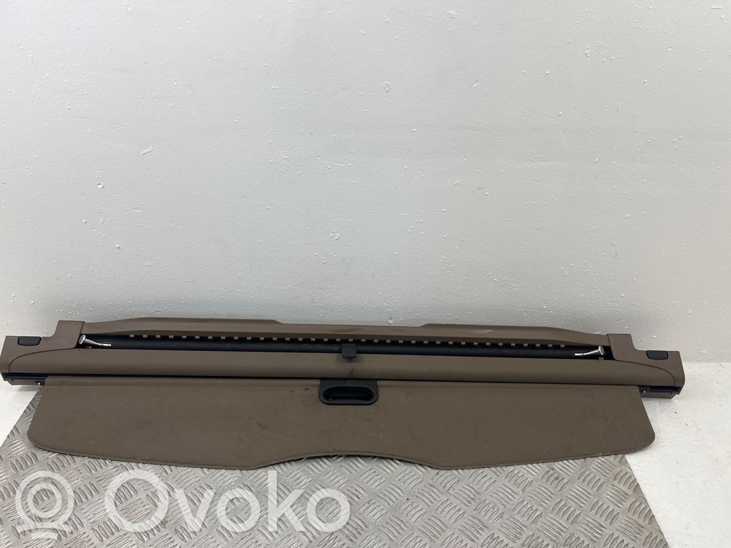 Bagažinės lango užuolaidėlė   7131324