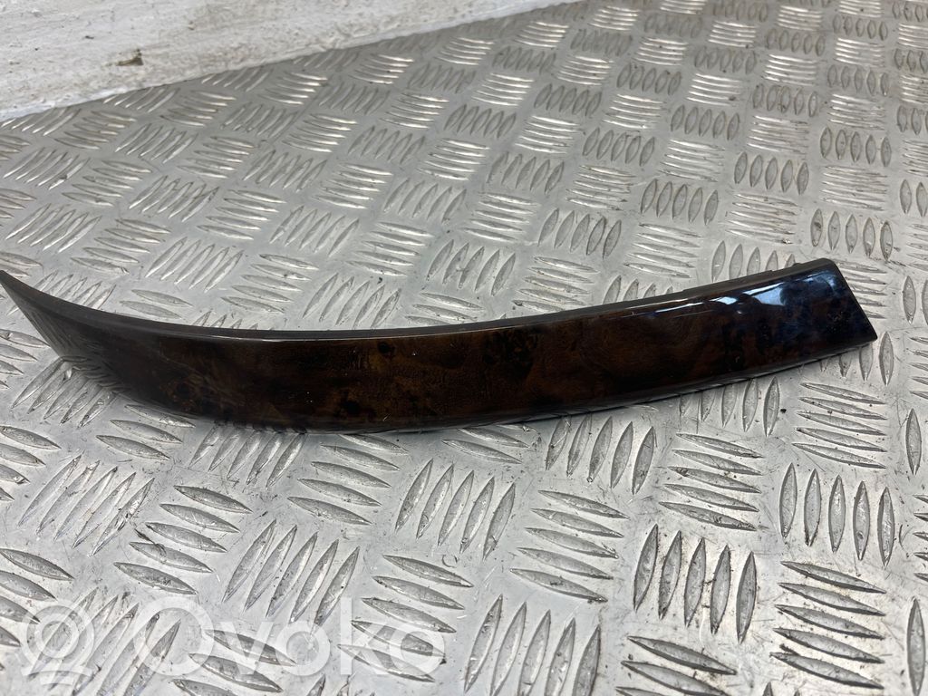 Aizmugurē apdare   356302