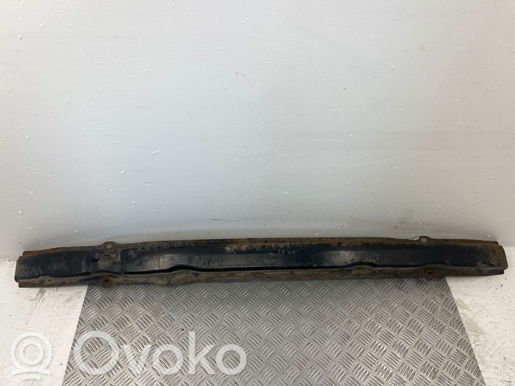 BMW 5 E60 E61 Aizmugurē bampera balka 