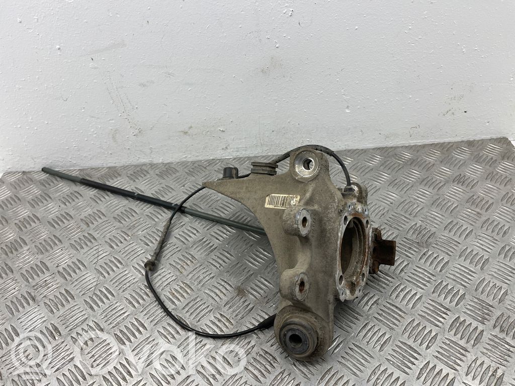 BMW 5 E60 E61 Aizmugurē riteņa rumbas vārpstas šarnīrs (stupica, capfa) 