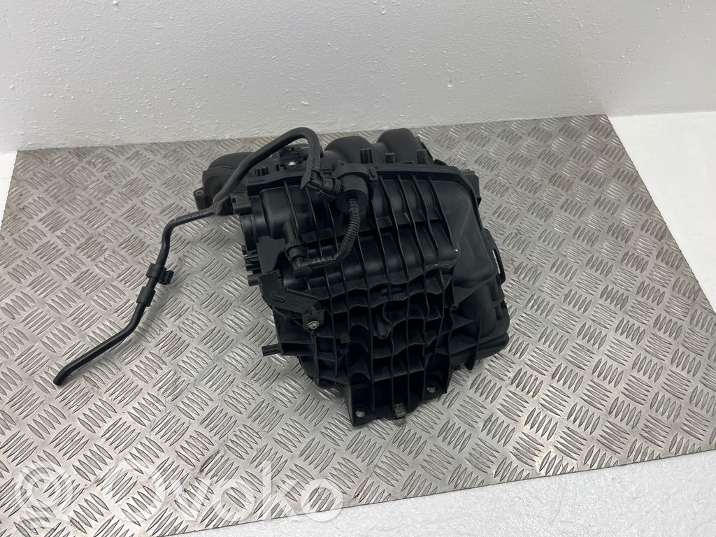 BMW 3 E90 E91 Intake manifold 