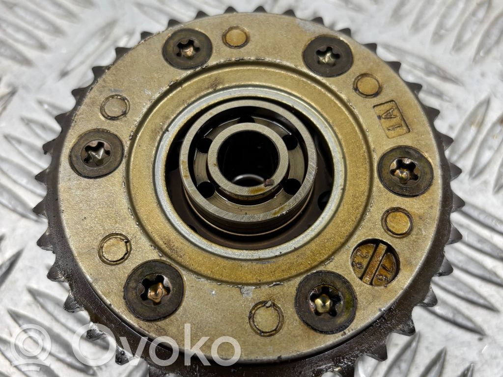 BMW 1 E81 E87 Sadales vārpstas skriemelis / "Vanos" 