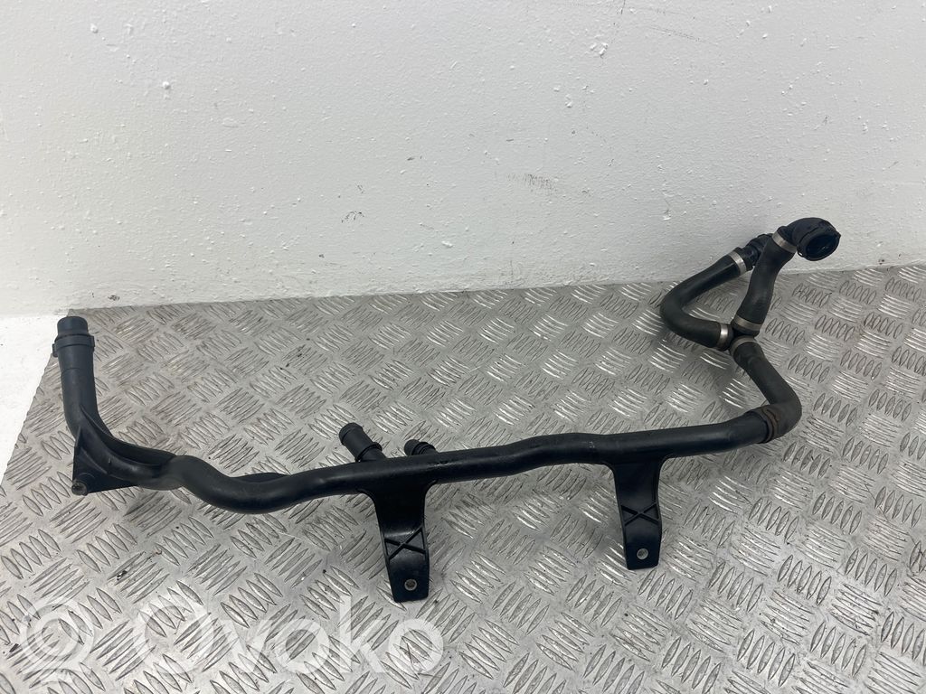 BMW 1 E81 E87 Engine coolant pipe/hose 