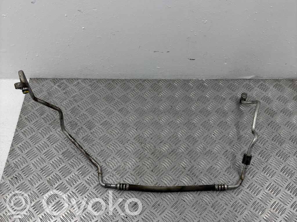BMW 3 E90 E91 Air conditioning (A/C) pipe/hose 