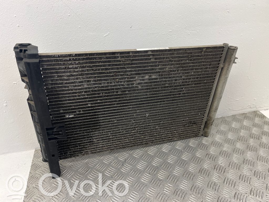 BMW 1 E81 E87 Oro kondicionieriaus radiatorius aušinimo 