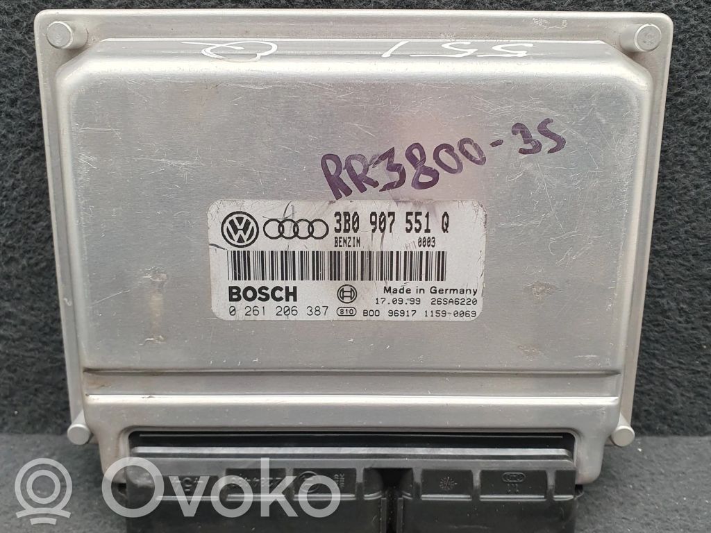 Audi A4 S4 B5 8D Engine control unit/module 
