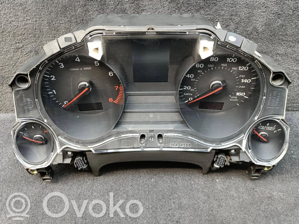 Audi A8 S8 D3 4E Speedometer (instrument cluster) 