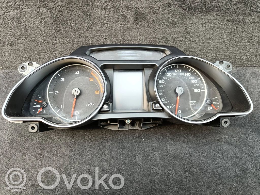 Audi A5 8T 8F Nopeusmittari (mittaristo) 